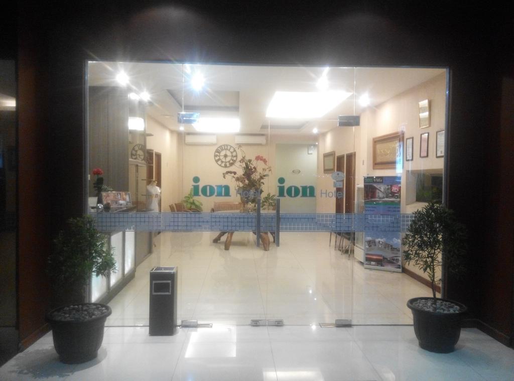 Ion Hotel Padang (Sumatra) Exterior photo